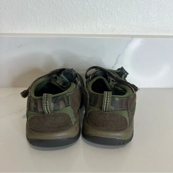 Keen Newport H2 Kids Sandals Camo Water Sport Outdoor Strappy Size 10 - Picture 3 of 10